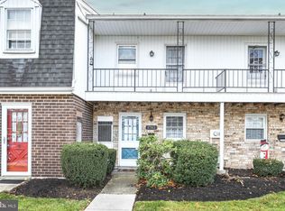 1742 Devers Rd, York, PA 17404