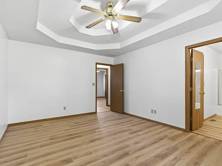 657 Kings Carriage Rd — Photo 23