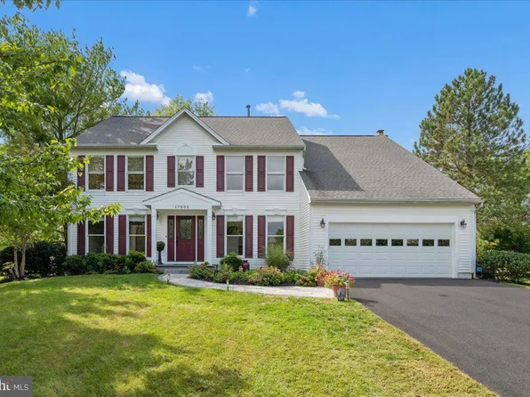 17032 Tom Fox Ave, Poolesville, MD 20837