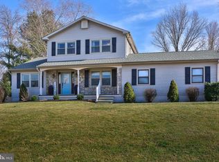 879 Olsen Dr, Yardley, PA 19067