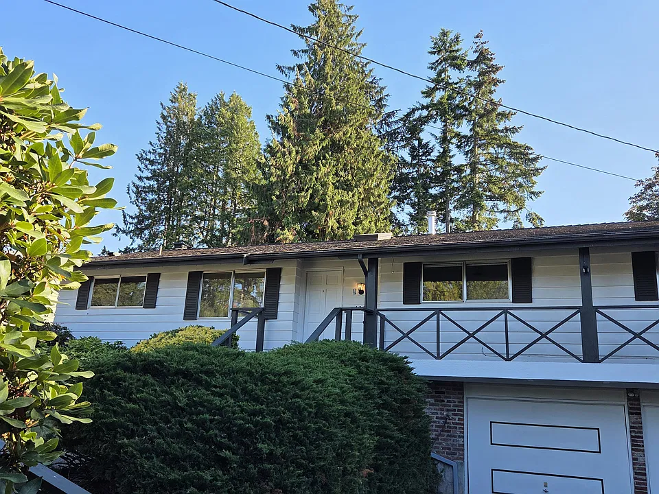 4224 192nd Pl SW