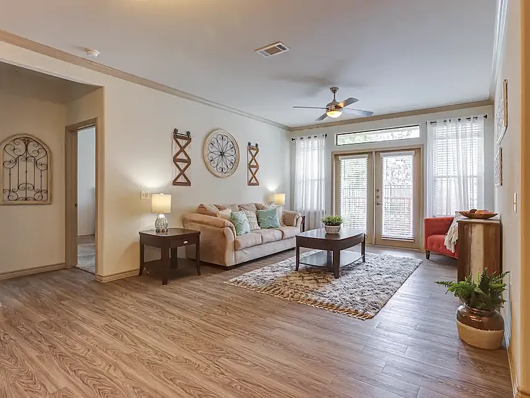 Bella Palazzo Luxury Apartment Community — Photo 26