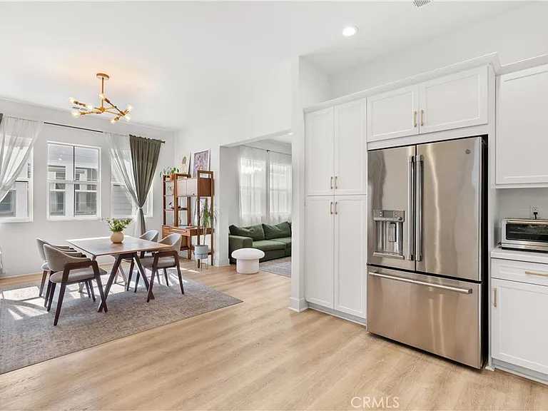 710 W Tribella Ct — Photo 13