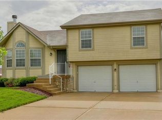 11507 N Wallace Ave, Kansas City, MO 64157