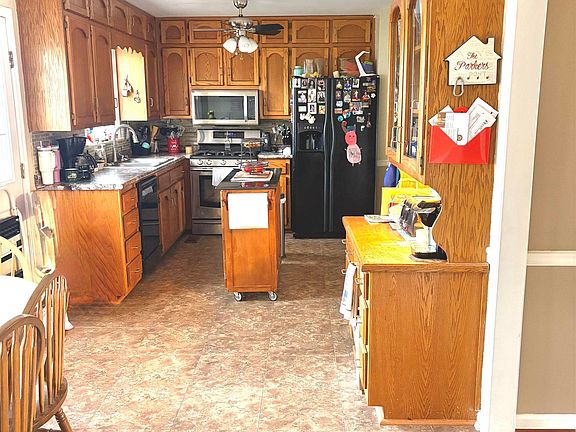 3rd image of 1209 High Point Cir