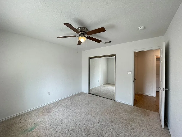 206 Ariana Ct — Photo 22
