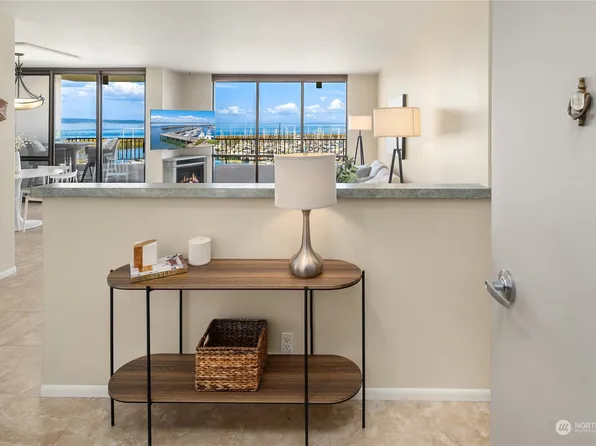 6533 Seaview Avenue NW #605A, Seattle, WA 98117