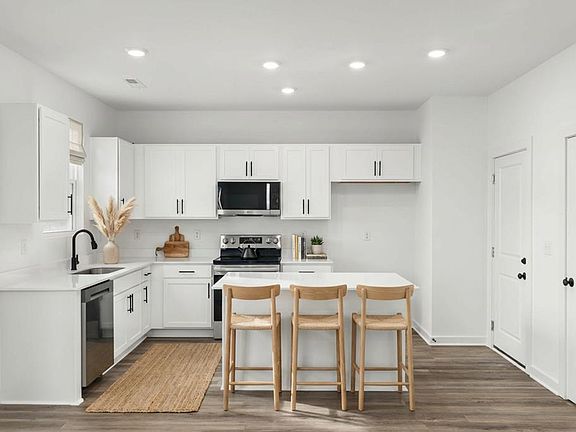 3rd image of 2291 Lopez Ct