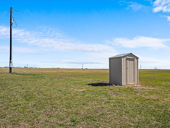 4th image of 2523 Roitsch Rd