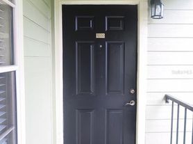 2550 N Alafaya Trl
