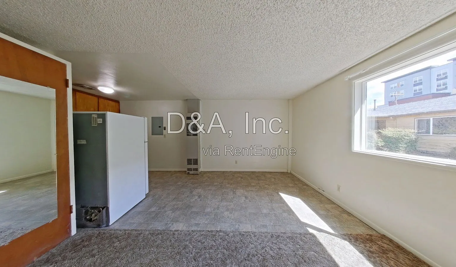 1 bed, 1.0 bath, $1,100 — Photo 3