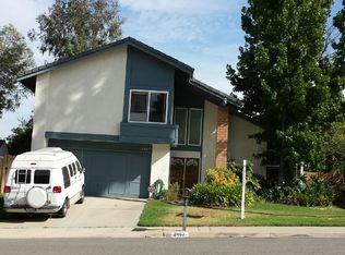 2467 Antelope Dr, Corona, CA 92882