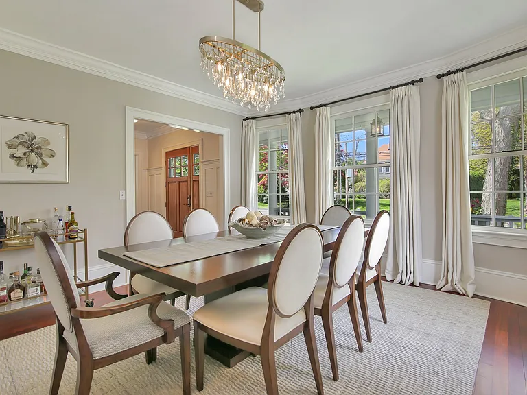 328 Sound Beach Ave — Photo 4