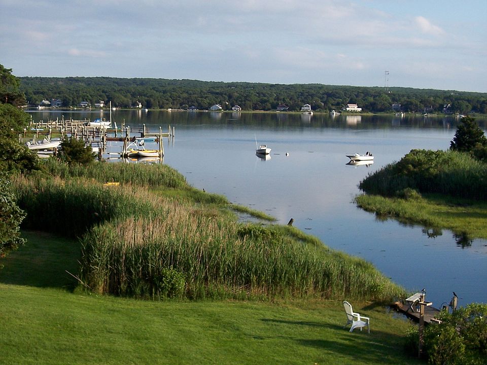 Sag Harbor Cove