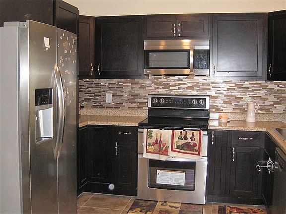 5th image of 23241 Lakewood Dr