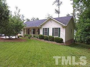 404 Holly Branch Dr, Holly Springs, NC 27540