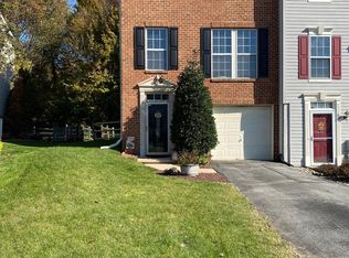 11 Alexis Dr, Newark, DE 19702
