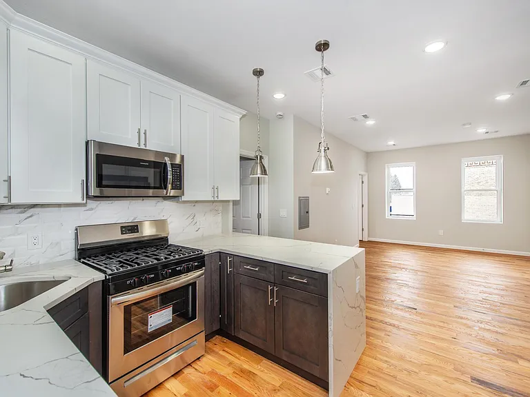 73 Brookwood St #1LL — Photo 3