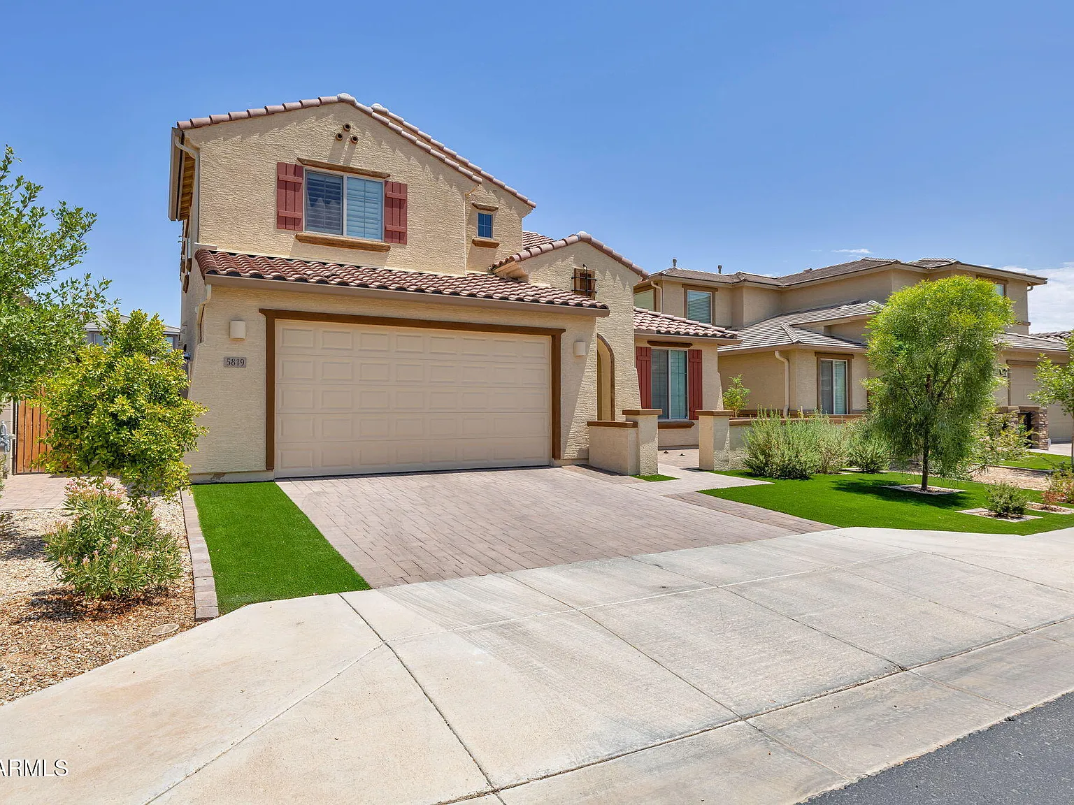 5 bed, 3.5 bath, 2823 sqft, $3,000 — Photo 3