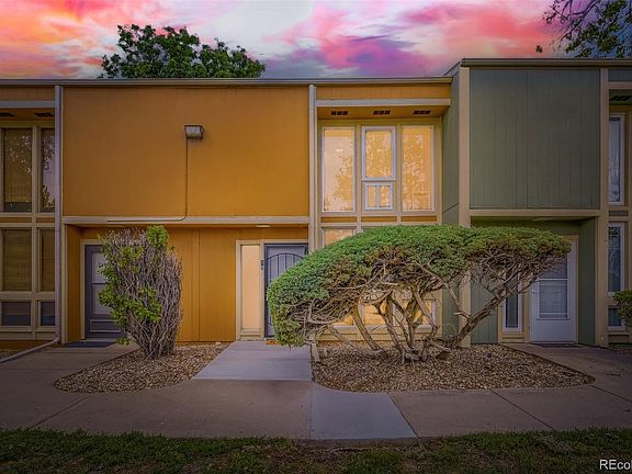 3rd image of 4970 Homestead Place