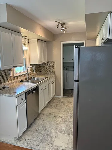 2208 N Ball Ave Photo 1