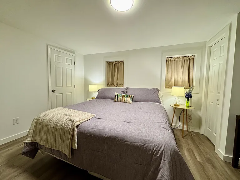 305 Collins Ave — Photo 10