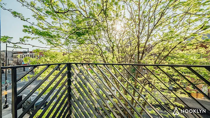 Rented by Nooklyn NYC LLC | media 42