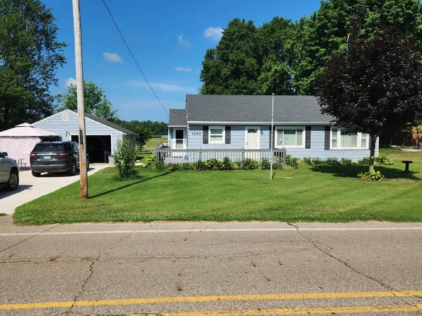 1762 5th St, Martin, MI 49070