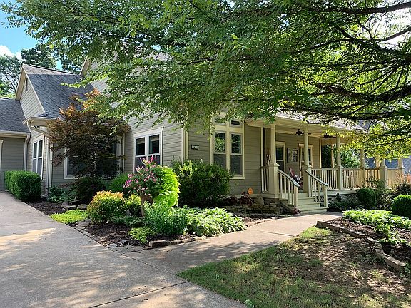 2nd image of 1935 W Archer Dr