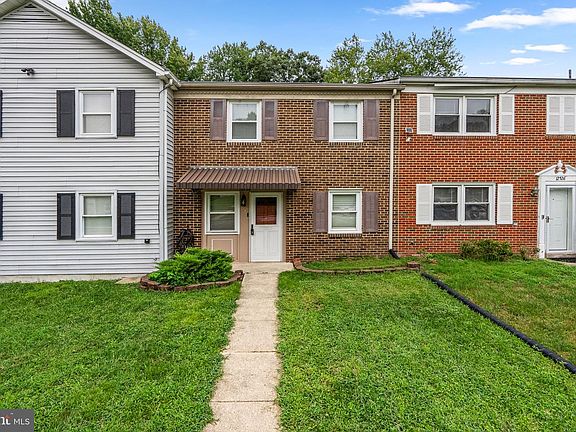 2nd image of 12528 Woodstock Dr E