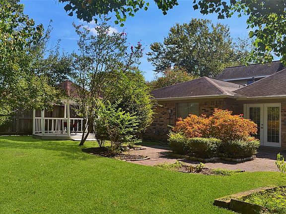 3rd image of 3206 Mariner Dr