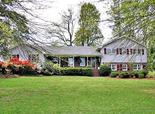 3961 McEachern Farm Dr, Powder Springs, GA 30127