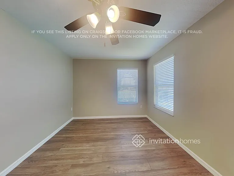 7392 Hunters Greene Cir — Photo 15