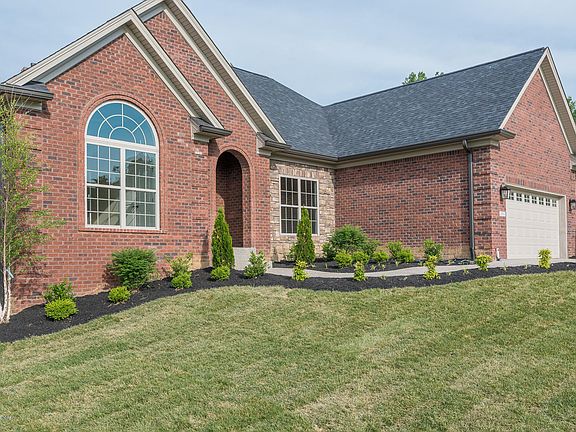 2nd image of 4504 Crescent View Trl