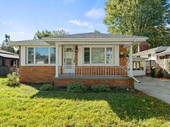 10205 Pulbrook Rd, Windsor, ON N8R 1C2