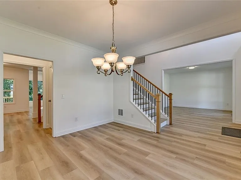9135 Fox Trail Ln — Photo 11