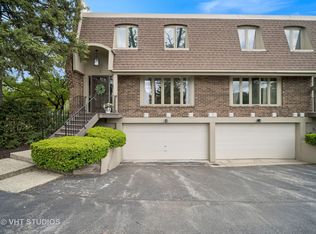 921 Harlem Ave APT 1, Glenview, IL 60025