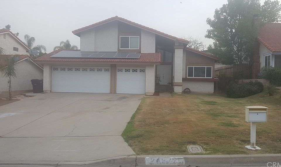 1st image of 24572 Skyrock Dr