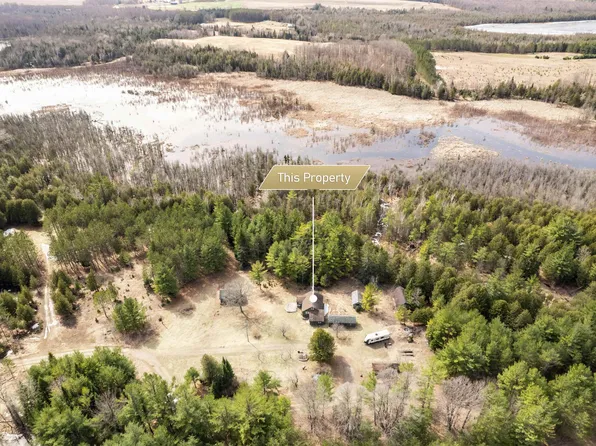 W3702 Chartre Rd, Stephenson, MI 49887