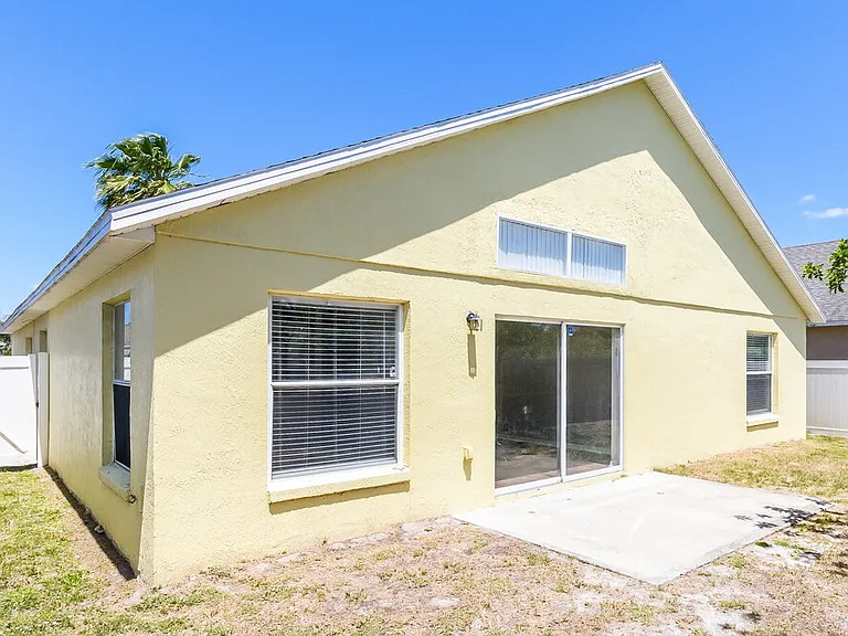 2262 Mallard Creek Cir — Photo 16
