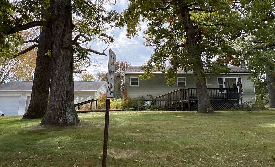 1st image of 19901 Doyle Rd
