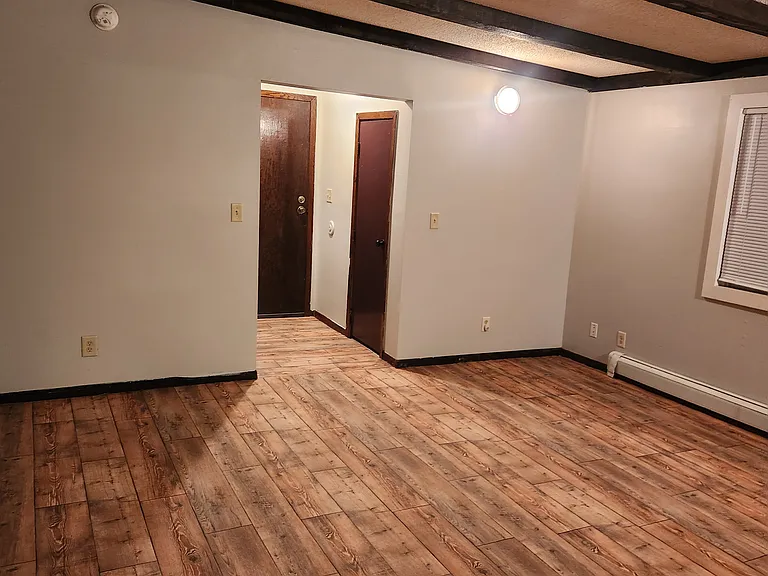 34 Front Ave #1 — Photo 3