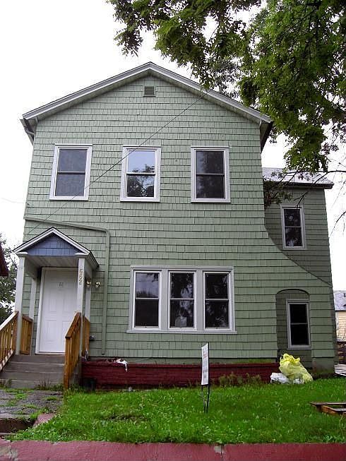1st image of 662 Burr St