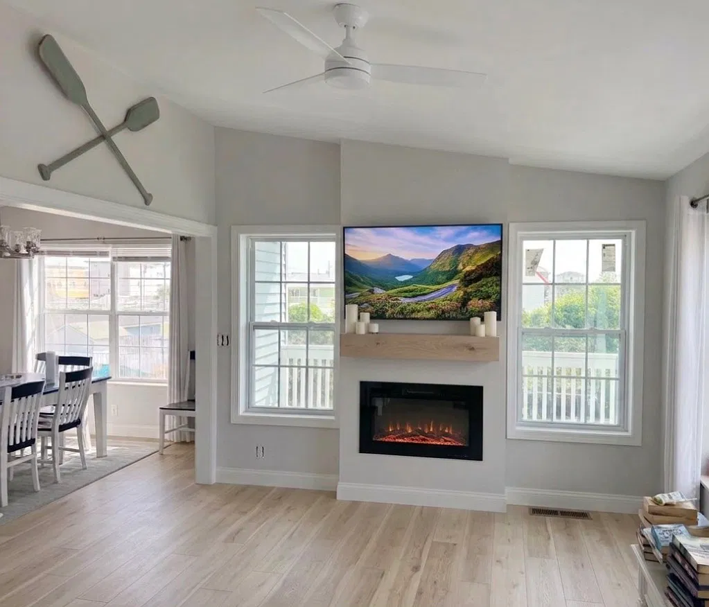 3 bed, 1300 sqft, $3,500 — Photo 2