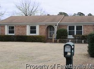 7366 Hyannis Dr, Fayetteville, NC 28304