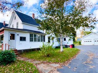 19 Clinton St, Milo, ME 04463