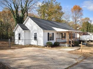 11 Montgomery St, Greenville, SC 29609