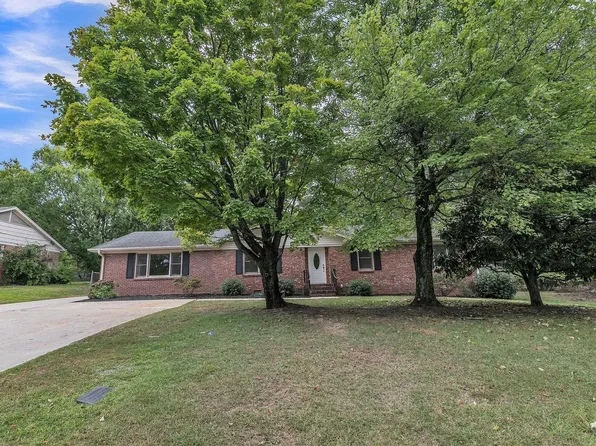 409 Chick Springs Rd, Greer, SC 29650