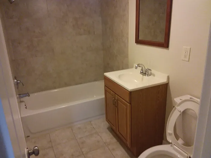 2 bed, 2.5 bath, $1,900 — Photo 4