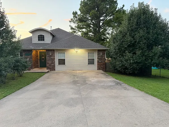 21300 Dawn Hill East Rd, Siloam Springs, AR 72761